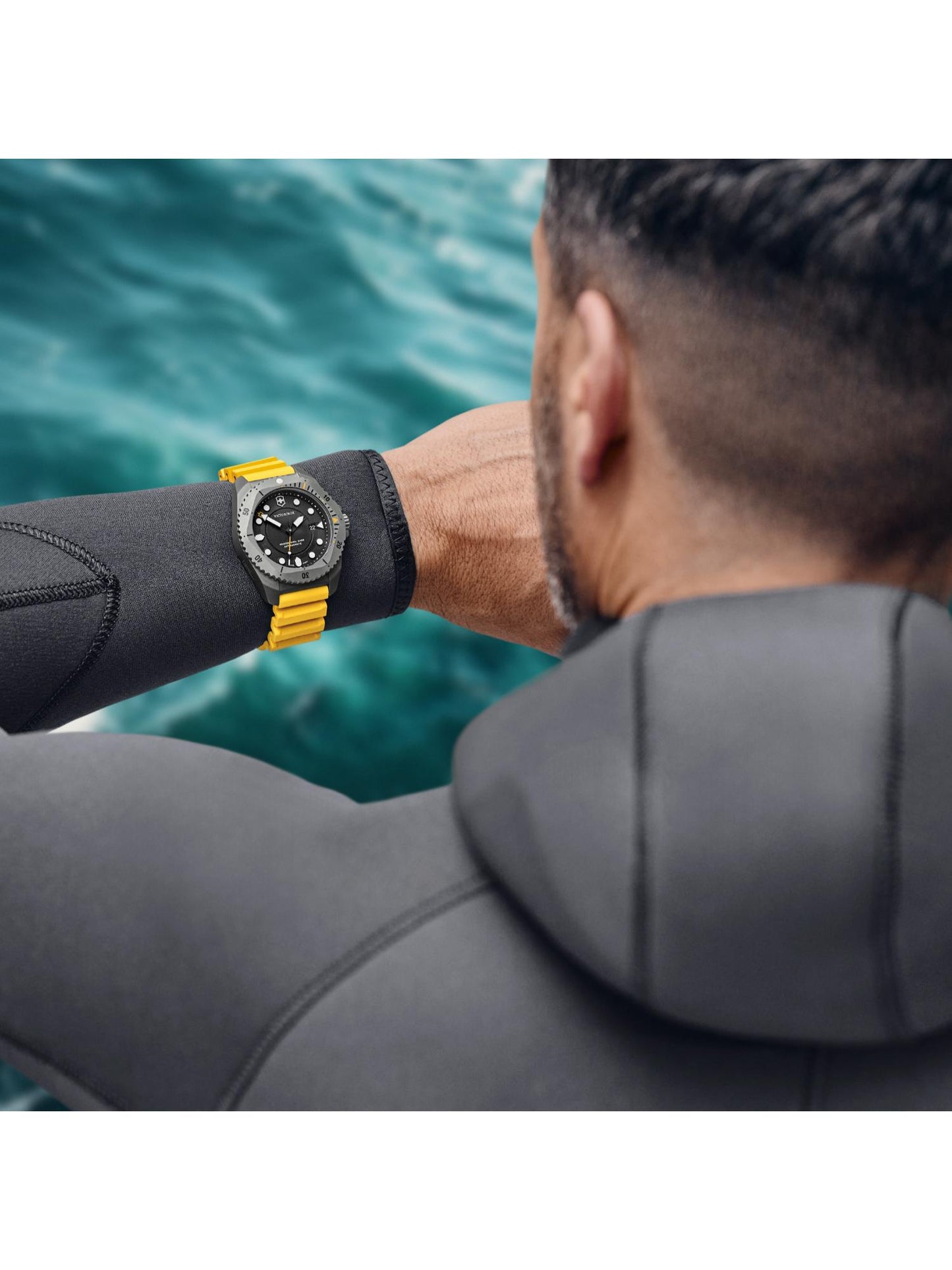 Victorinox Men 43 mm Size Black Dial Dive Pro Analog Watch - 241992