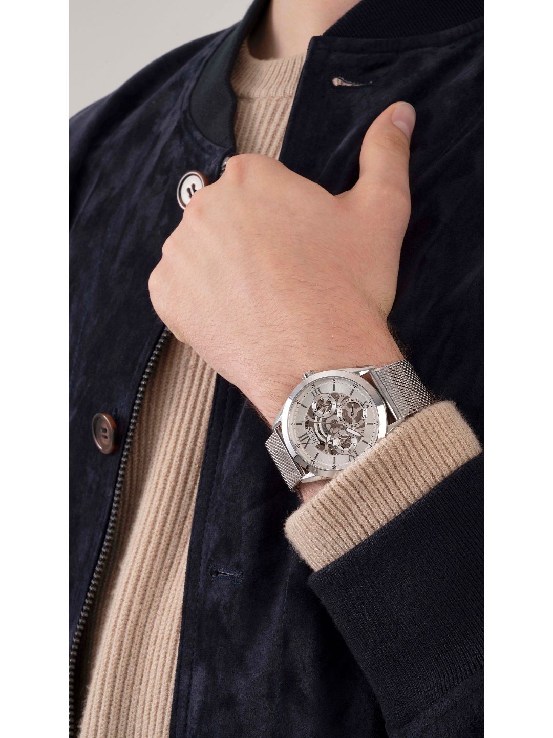 Guess Men Silver Dial Analog Watch - GW0368G1