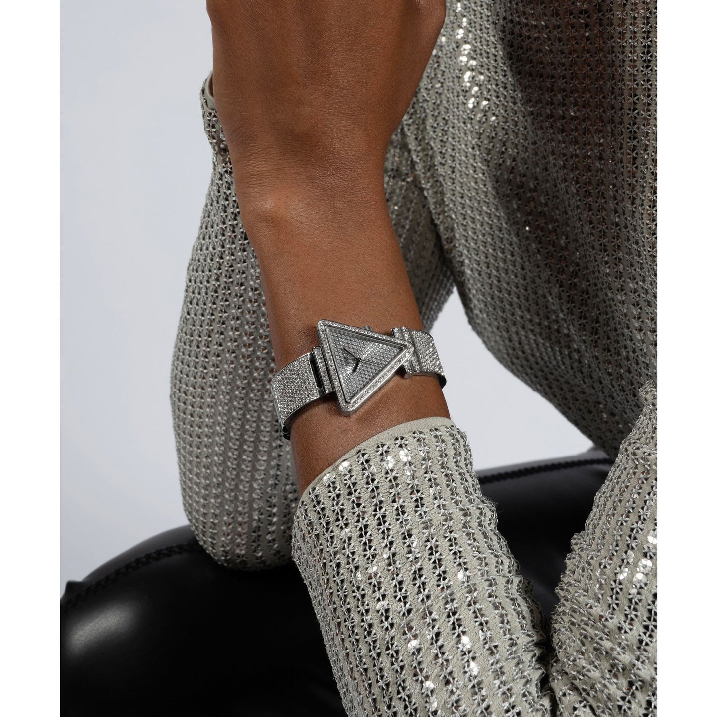 Guess Fame 30 mm Silver Dial Women Analog Watch- GW0644L1