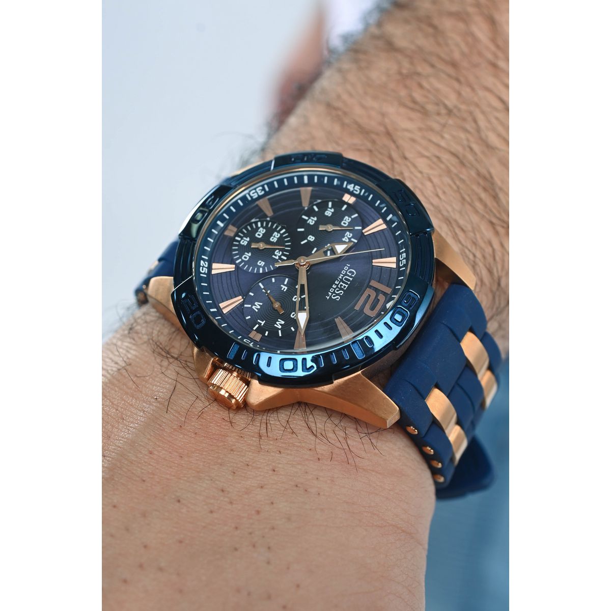 Guess Blue Dial Men Analog Watch