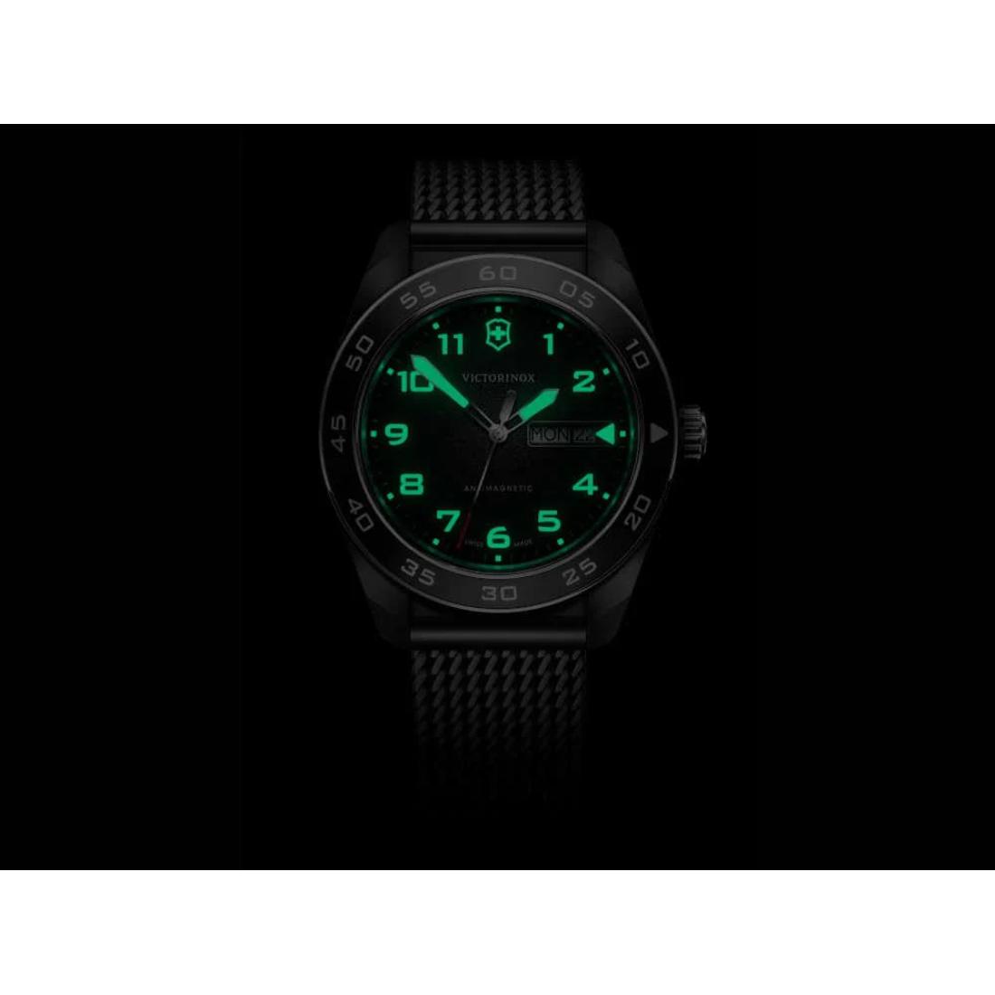 Victorinox Swiss Army Men Watch 42 mm Black Dial Quartz-V242043