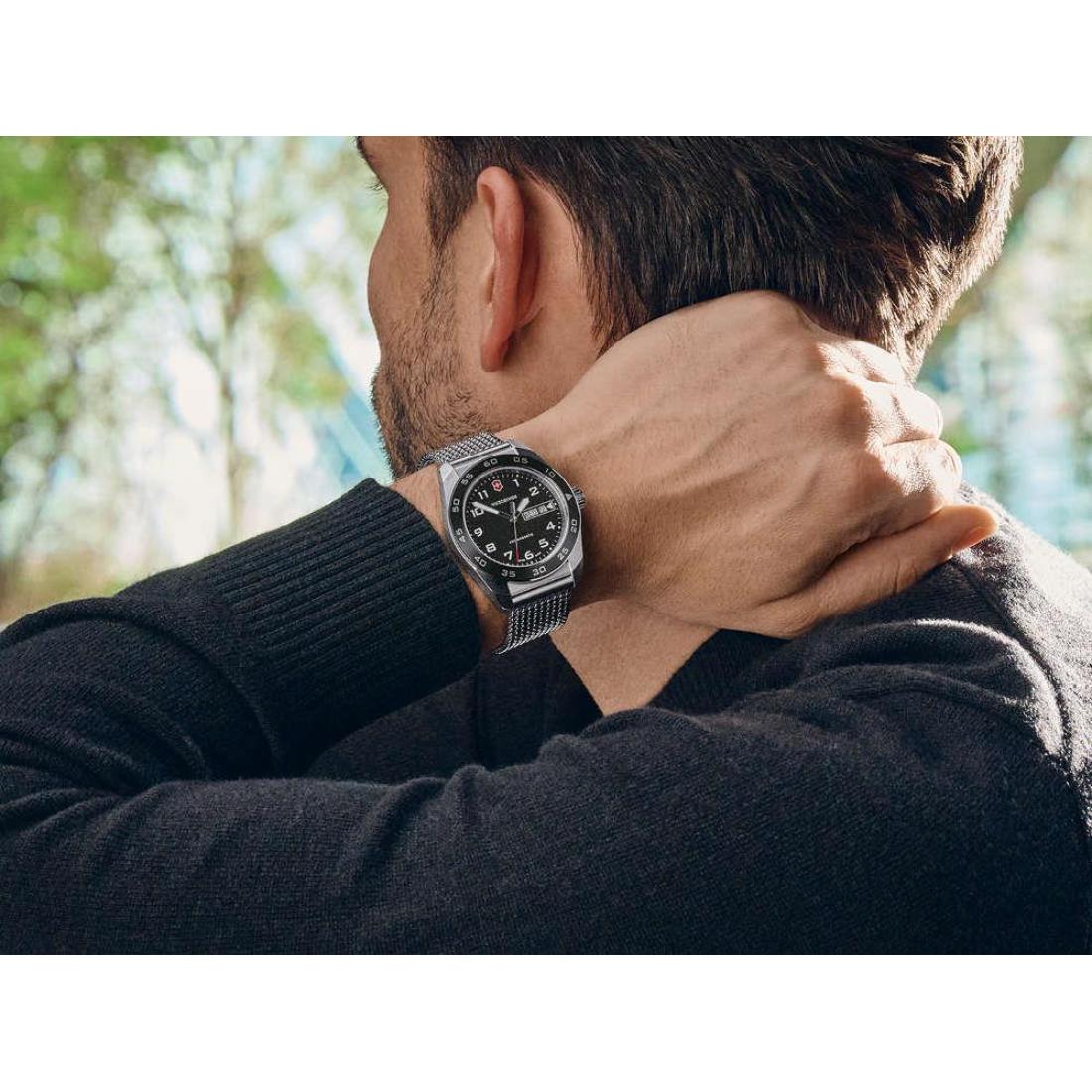 Victorinox Swiss Army Men Watch 42 mm Black Dial Quartz-V242043