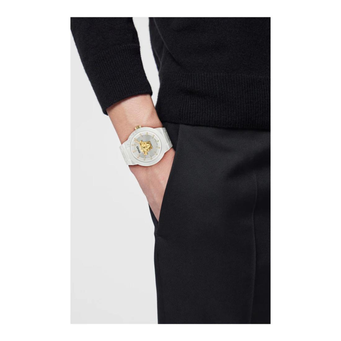 Versace V-Pop.Special 43 mm White Dial Men Analog Watch- VEEFA0324