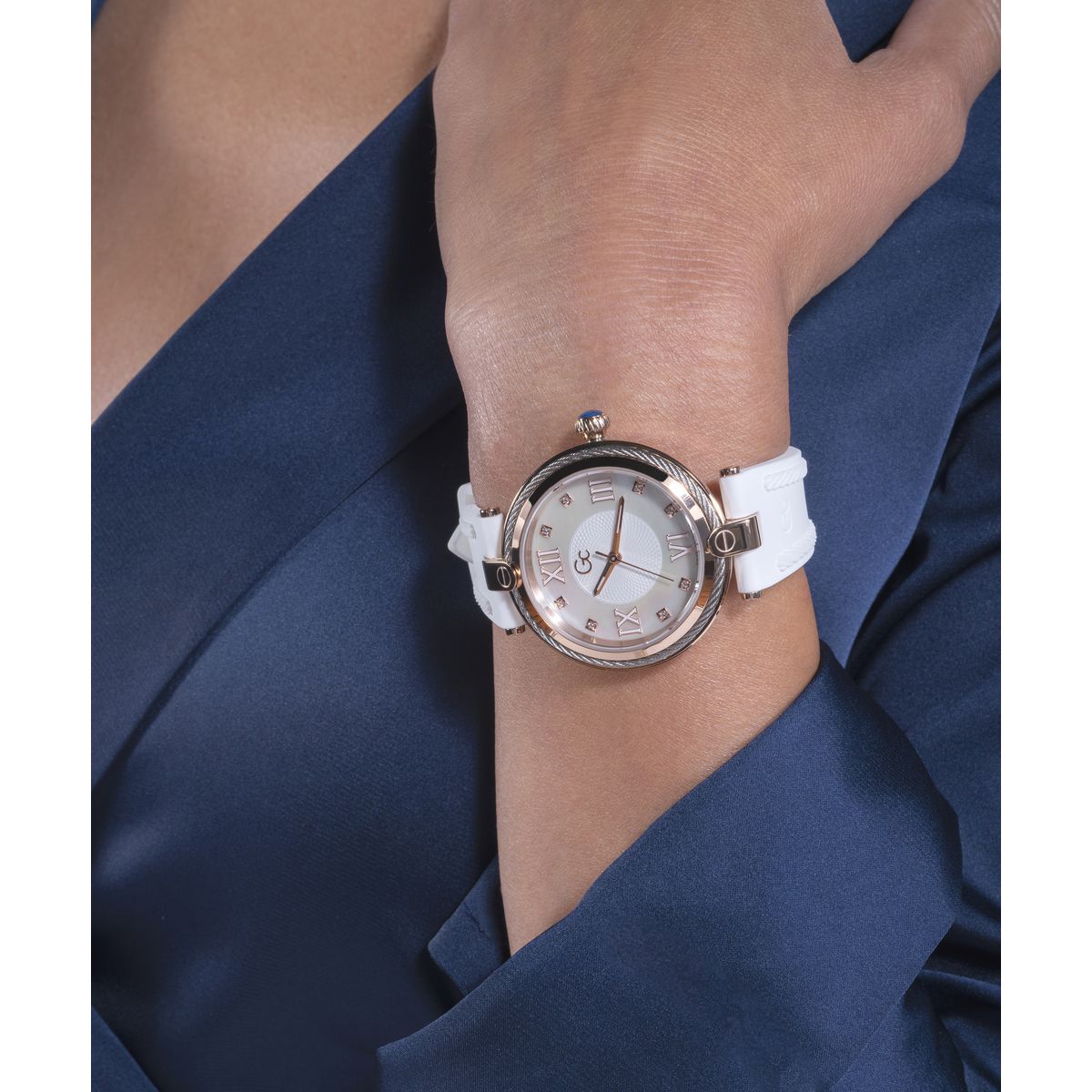 GUESS Fusion Cable White Round Dial Analog Women Watch - Z15003L1MF