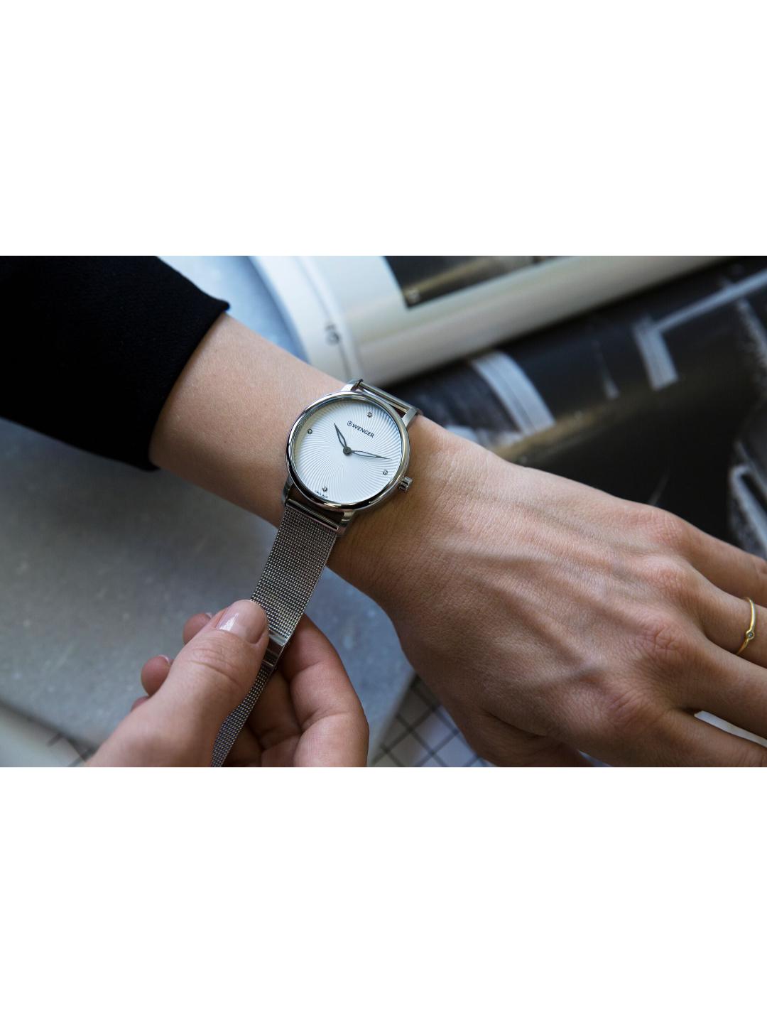 Wenger Urban Donnissima Women 35 mm Analog Watch 01.1721.107