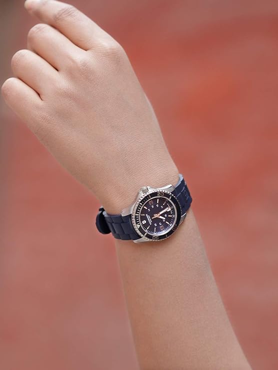 Victorinox Maverick 34 mm Blue Dial Women Watch V241610