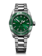 Victorinox Maverick Swiss Made Men Green Dial 39 mm Analog Watch 242096