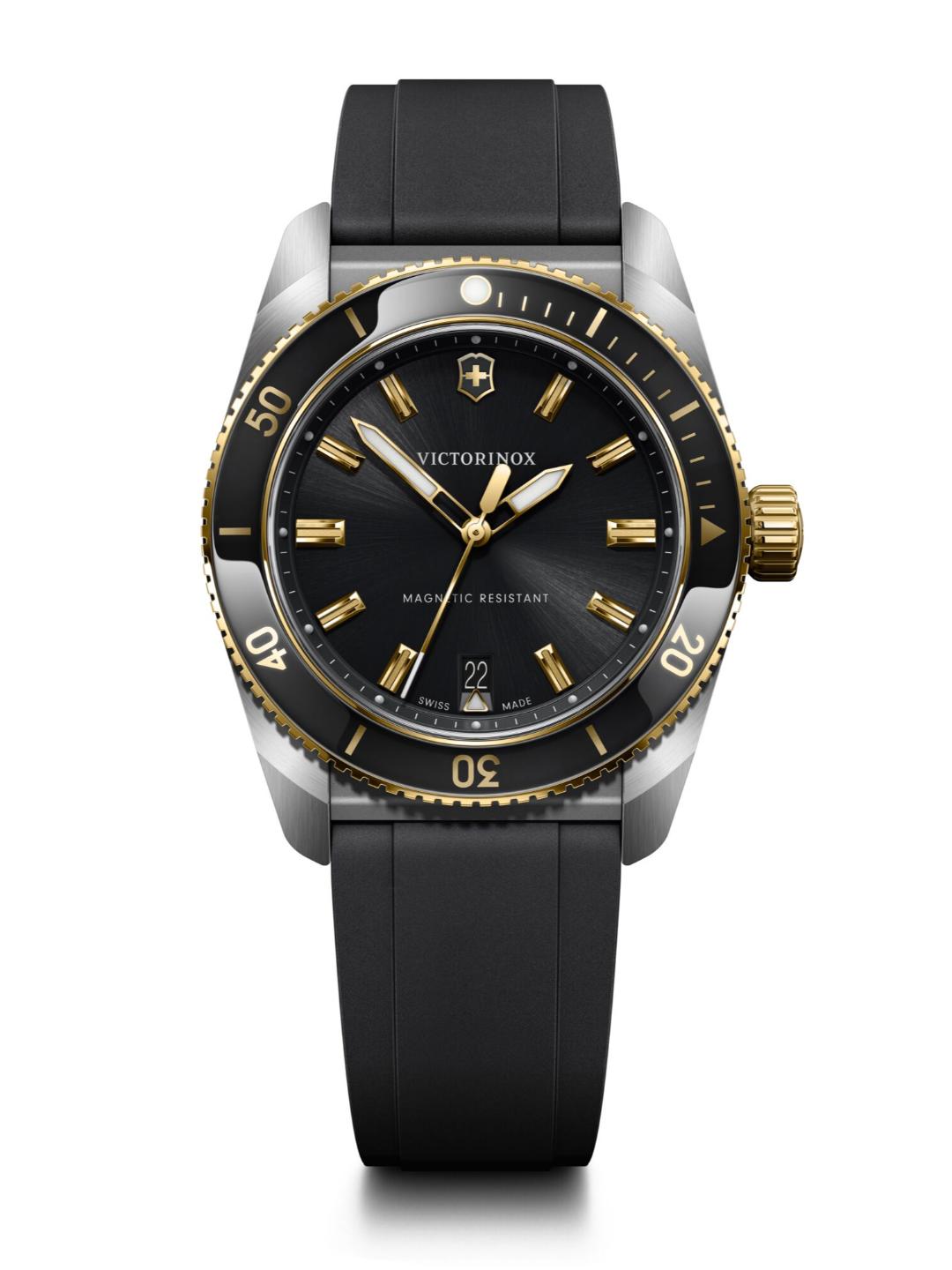 Victorinox Maverick Swiss Made Men Black Dial 39 mm Analog Watch 242099