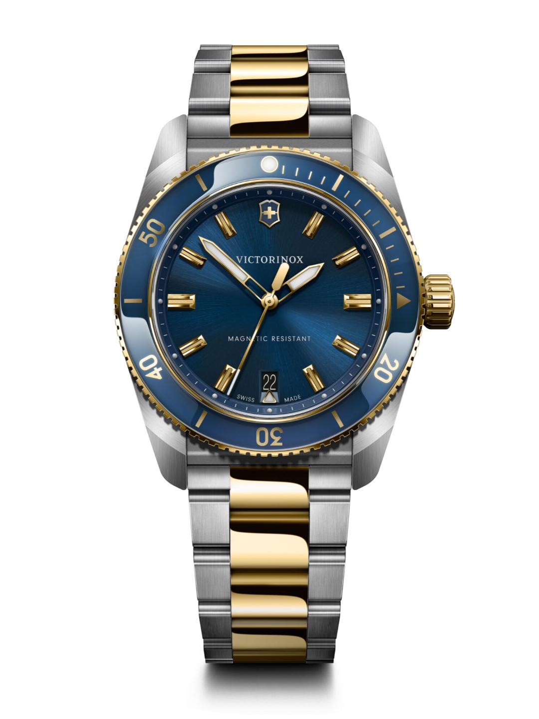 Victorinox Maverick Swiss Made Men Blue Dial 39 mm Analog Watch 242100