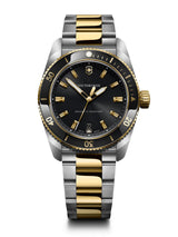 Victorinox Maverick Swiss Made Men Black Dial 39 mm Analog Watch 242102