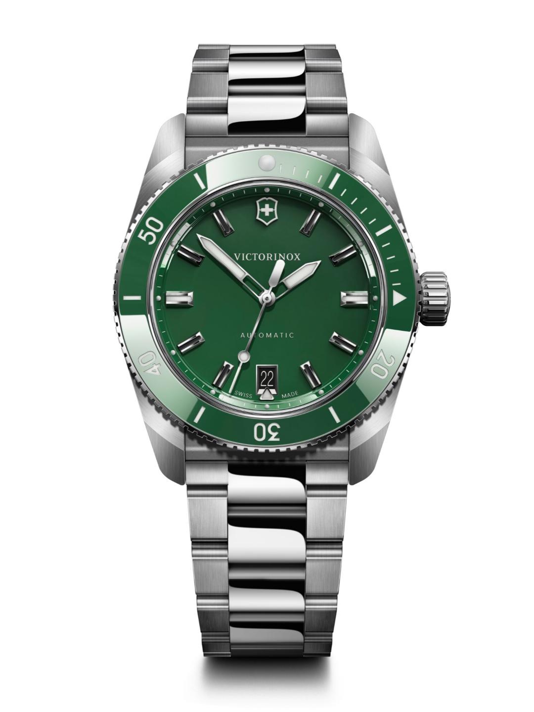 Victorinox Maverick Swiss Made Men Green Dial 39 mm Automatic Watch 242107