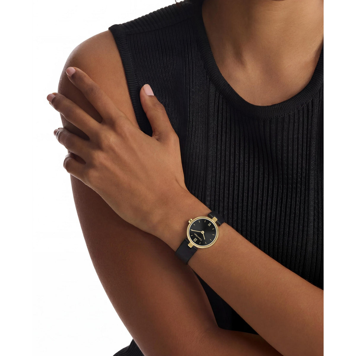 Calvin Klein Gleam Qtz Basic Slim Black Color Round Dial Women's Watch 25100230