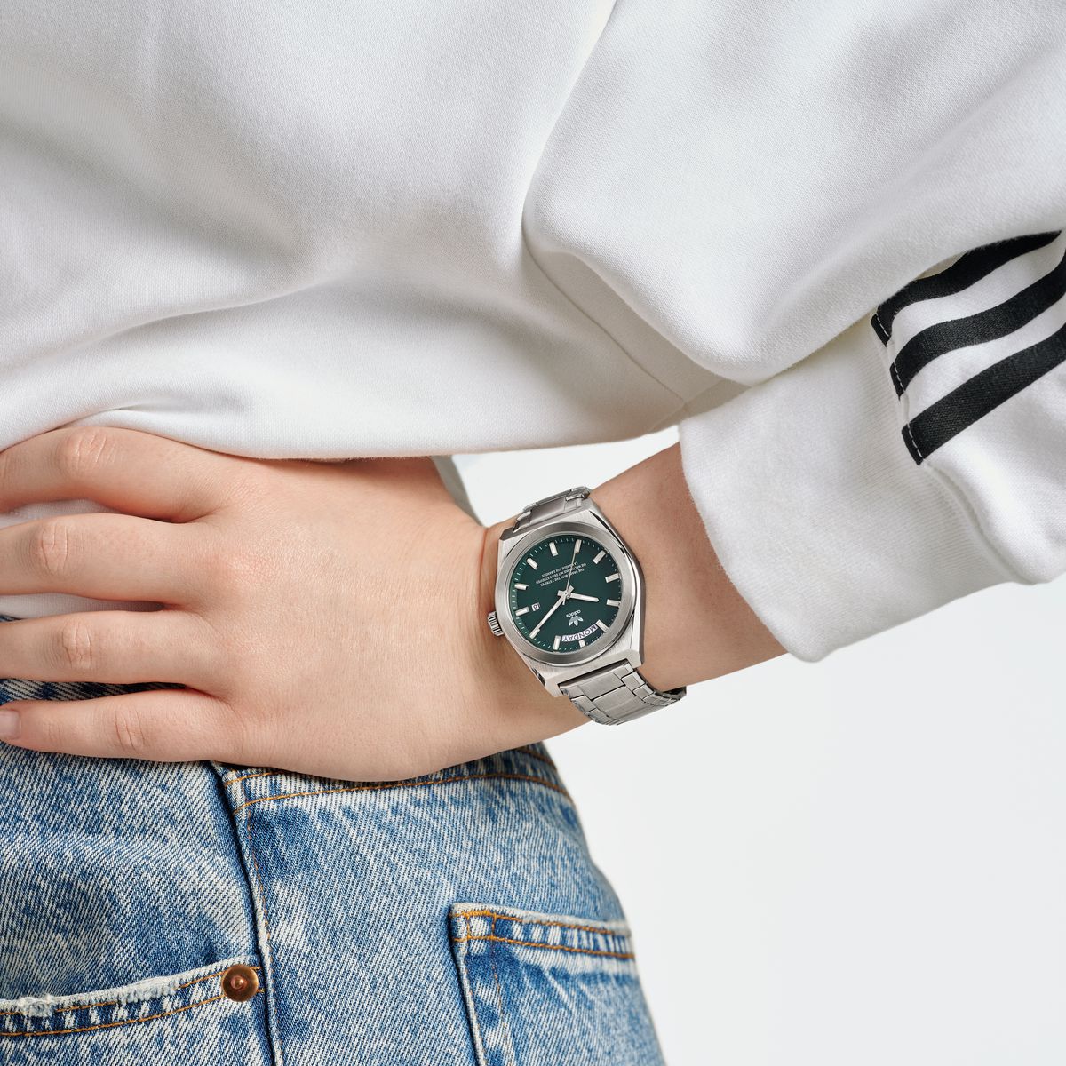 Adidas Originals Green Dial Unisex Analog Watch AOSY23540
