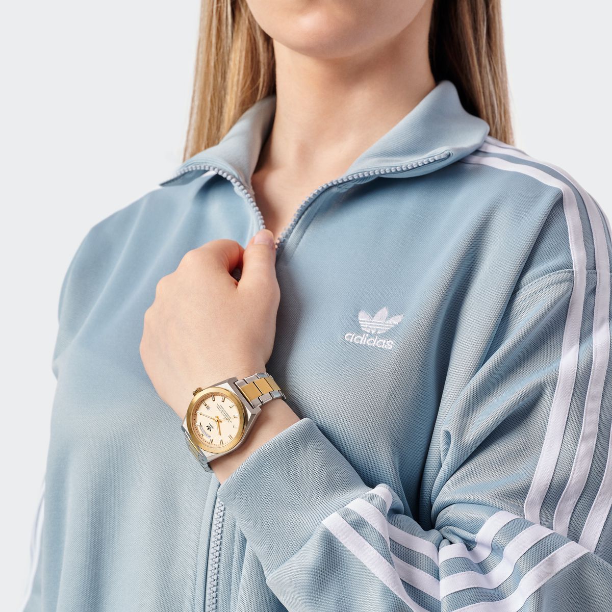 Adidas Originals Rose Gold Dial Unisex Analog Watch AOSY23542