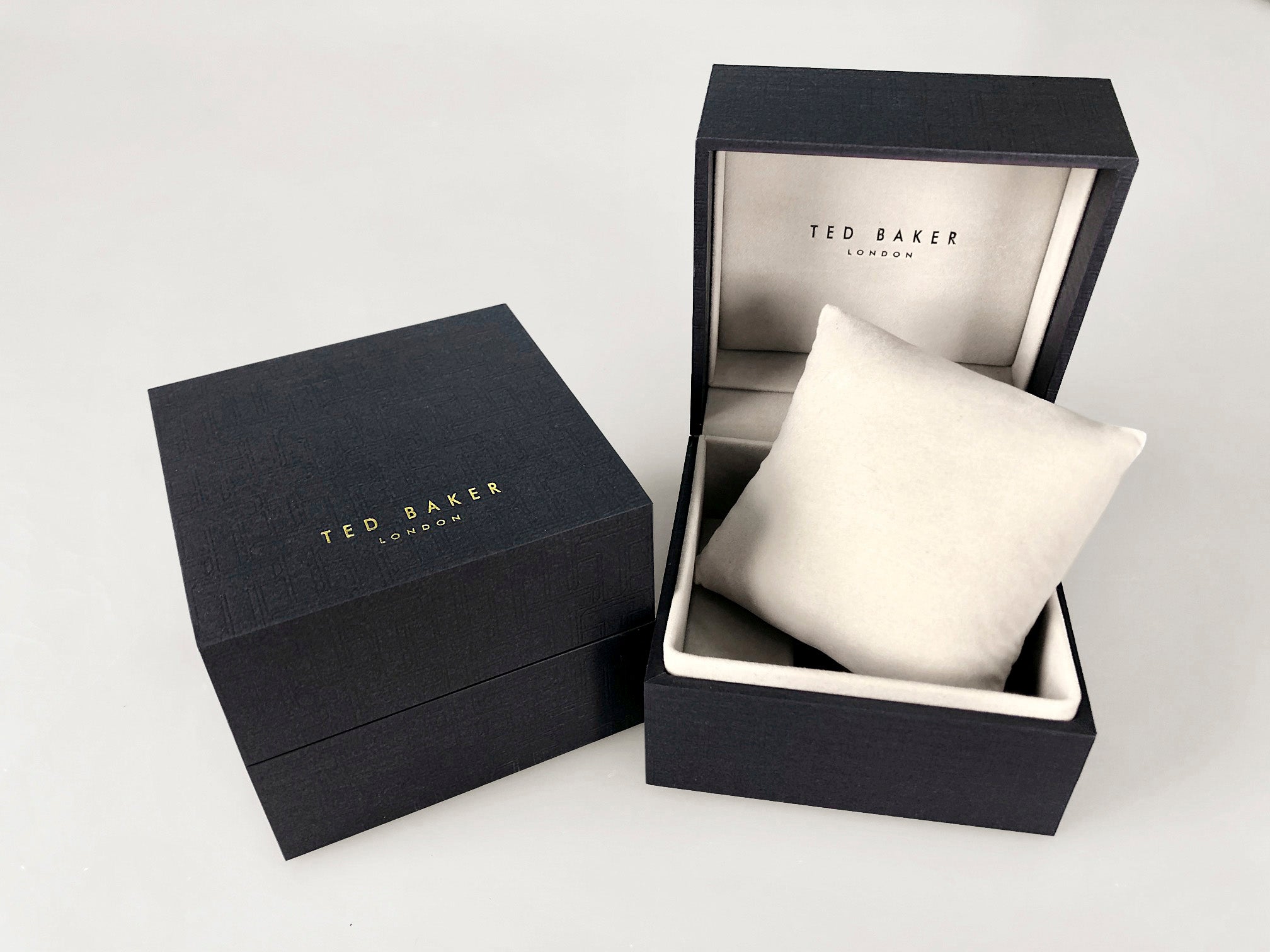 Ted Baker Analog White Dial Men Watch BKPPGF008