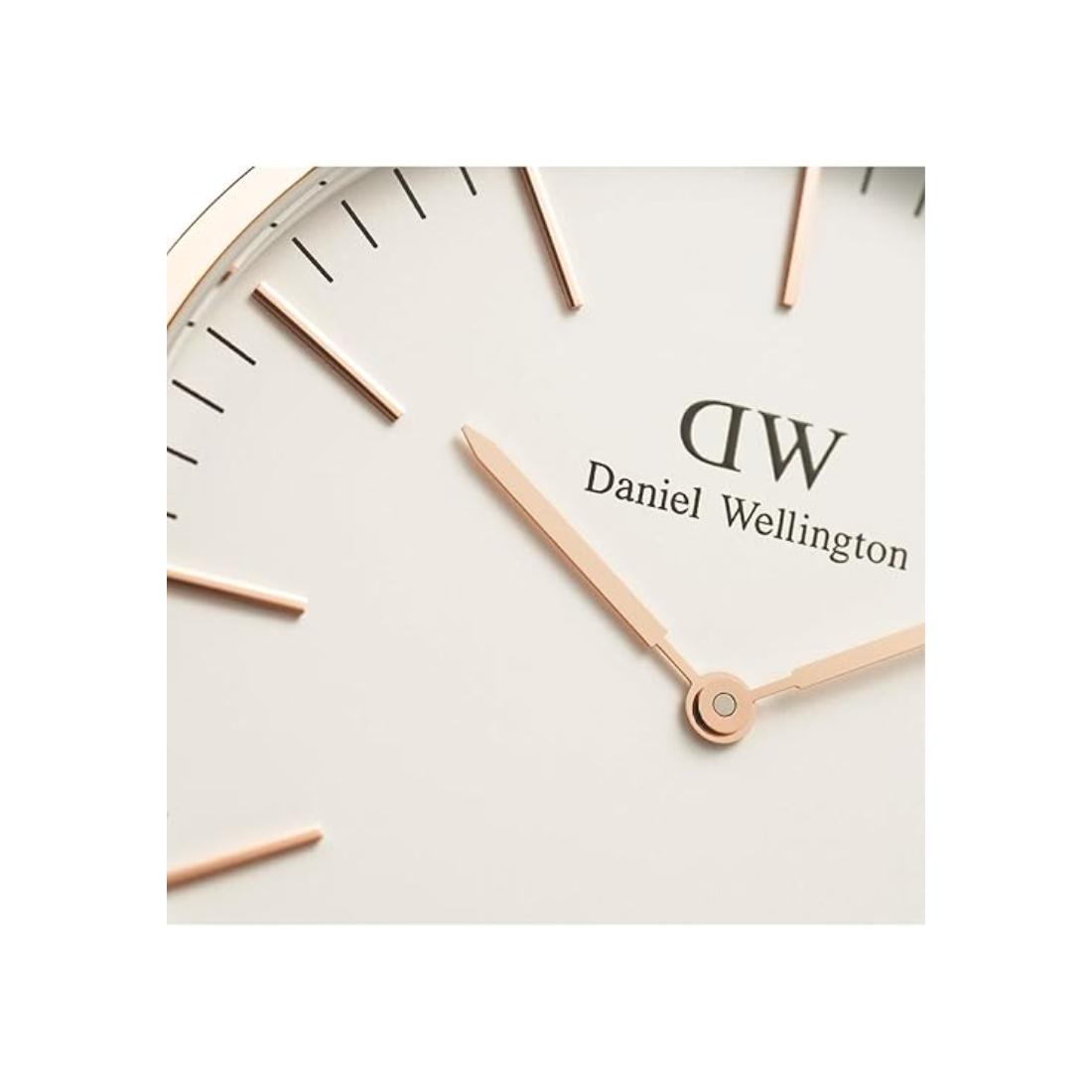 Daniel Wellington Men 40 mm Size White Dial Analogue Watch- DW00100004