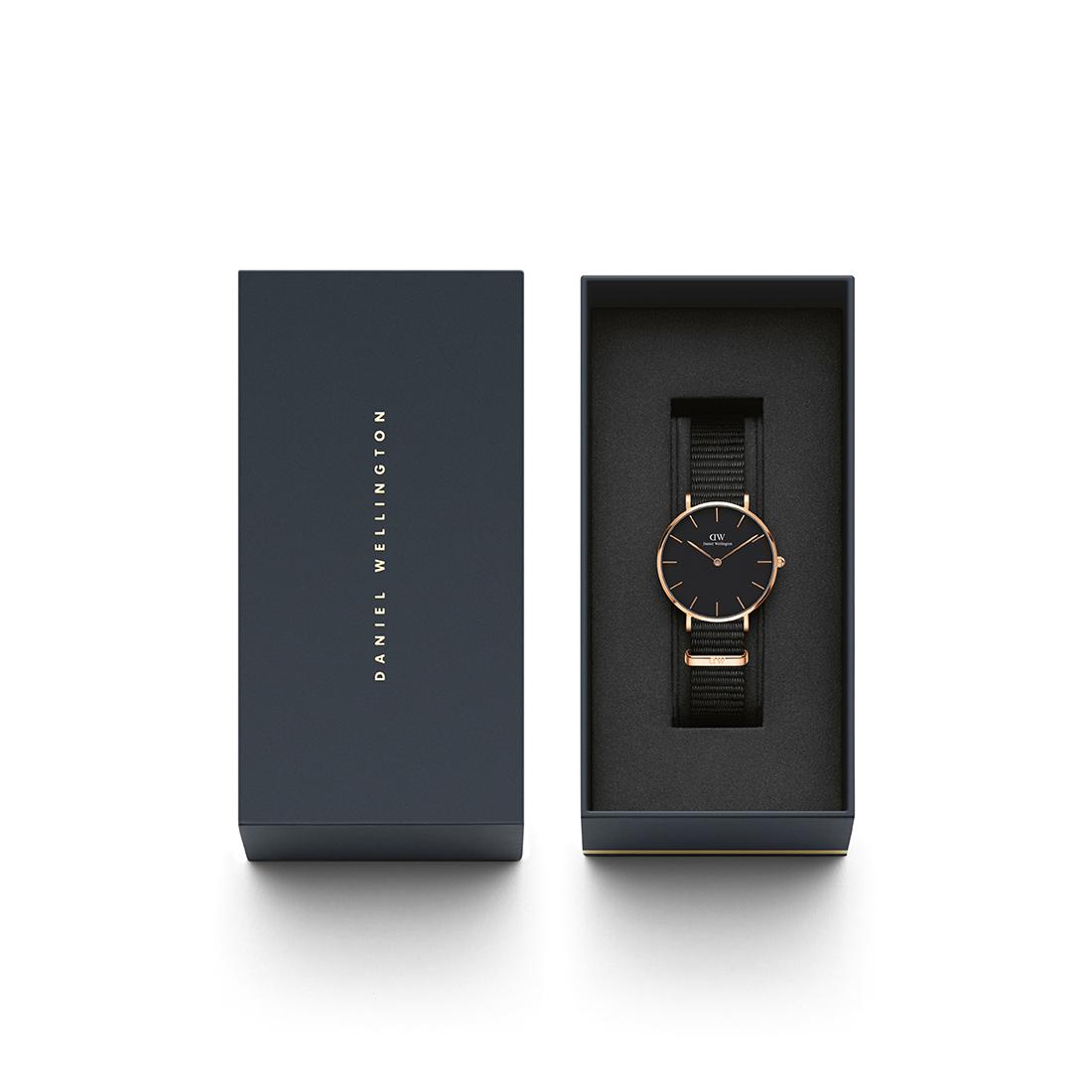 Daniel Wellington Black Dial Women Analogue Watch  DW00100215