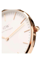 Daniel Wellington Petite 32mm White Dial Women Analog Watch DW00100311