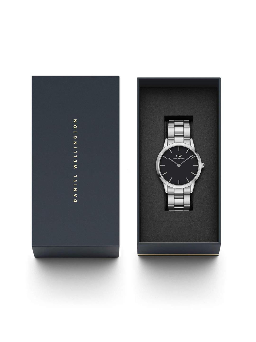 Daniel Wellington Iconic 40mm Black Dial Men Analog Watch DW00100342