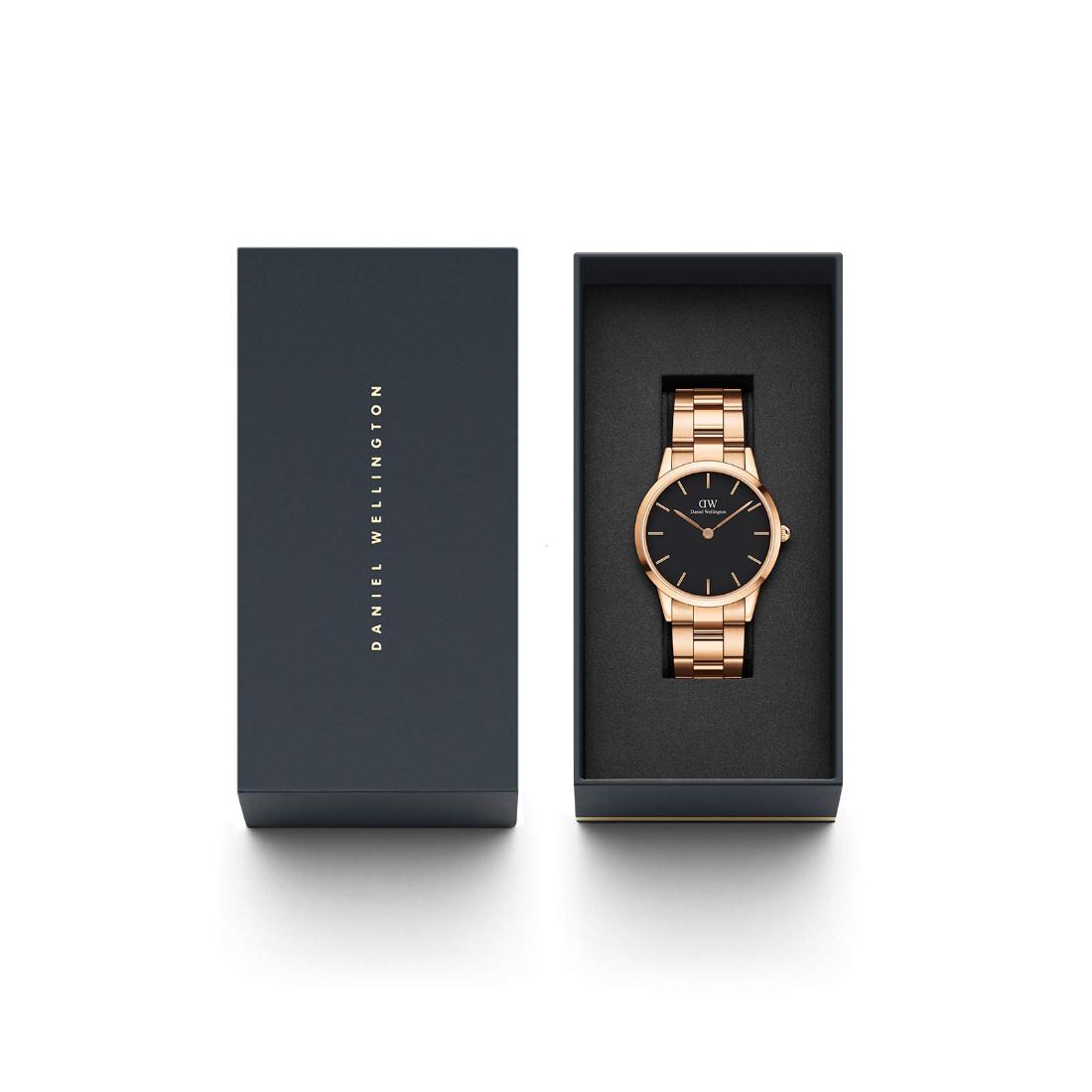 Daniel Wellington Black Dial Men Analogue Watch  DW00100344