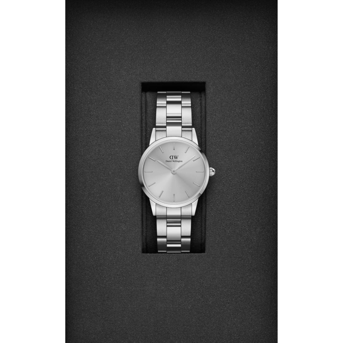 Daniel Wellington Silver Dial Women Analogue Watch  DW00100402