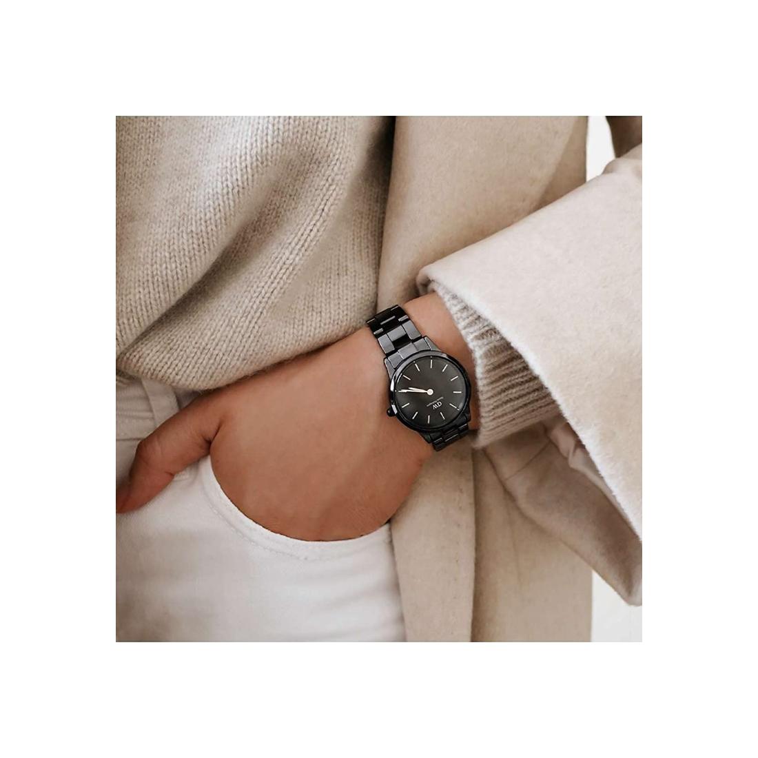 Daniel Wellington Black Dial Women Analogue Watch  DW00100415