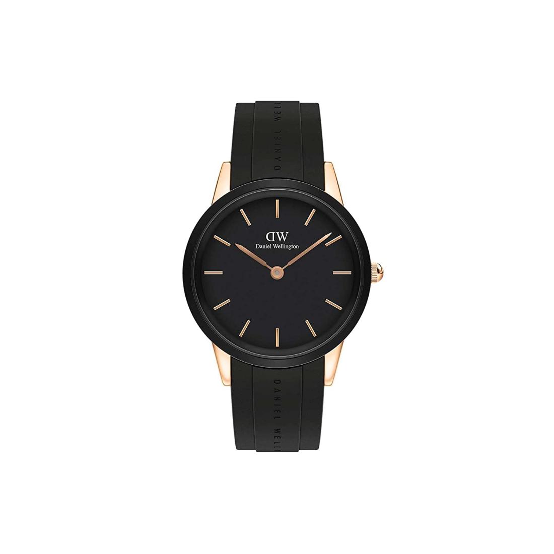Daniel Wellington Black Dial Men Analogue Watch  DW00100425