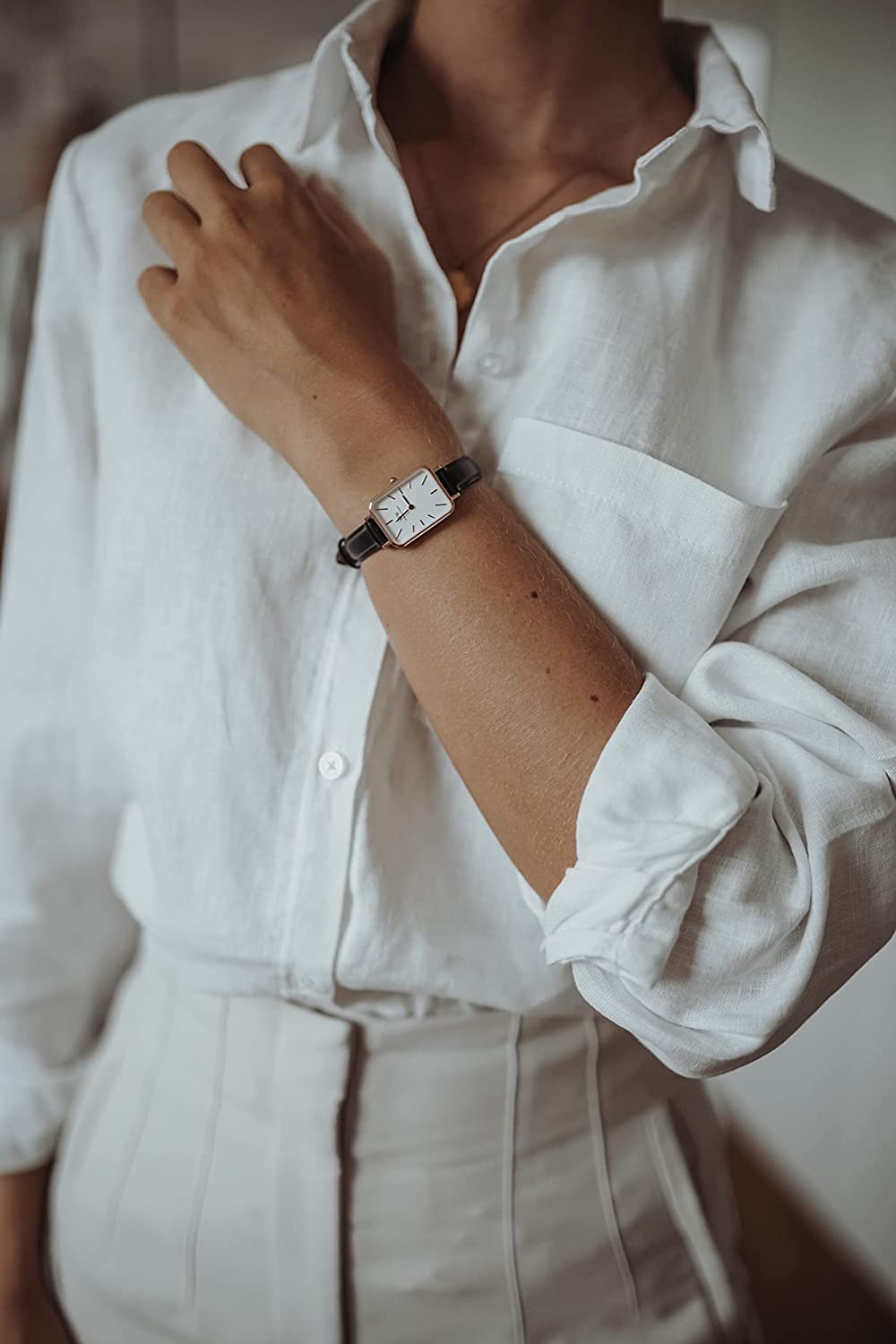 Daniel Wellington Quadro 20x26 mm White Rectangle Dial Women Watch  DW00100434