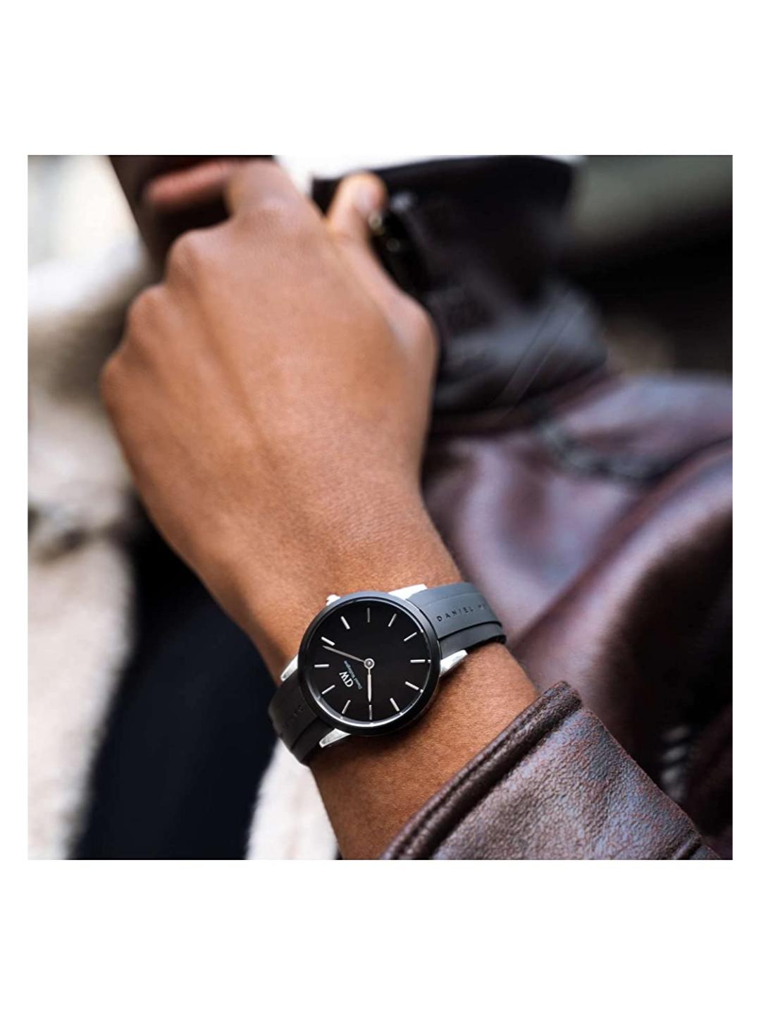 Daniel Wellington Iconic 40mm Black Dial Men Analog Watch DW00100436