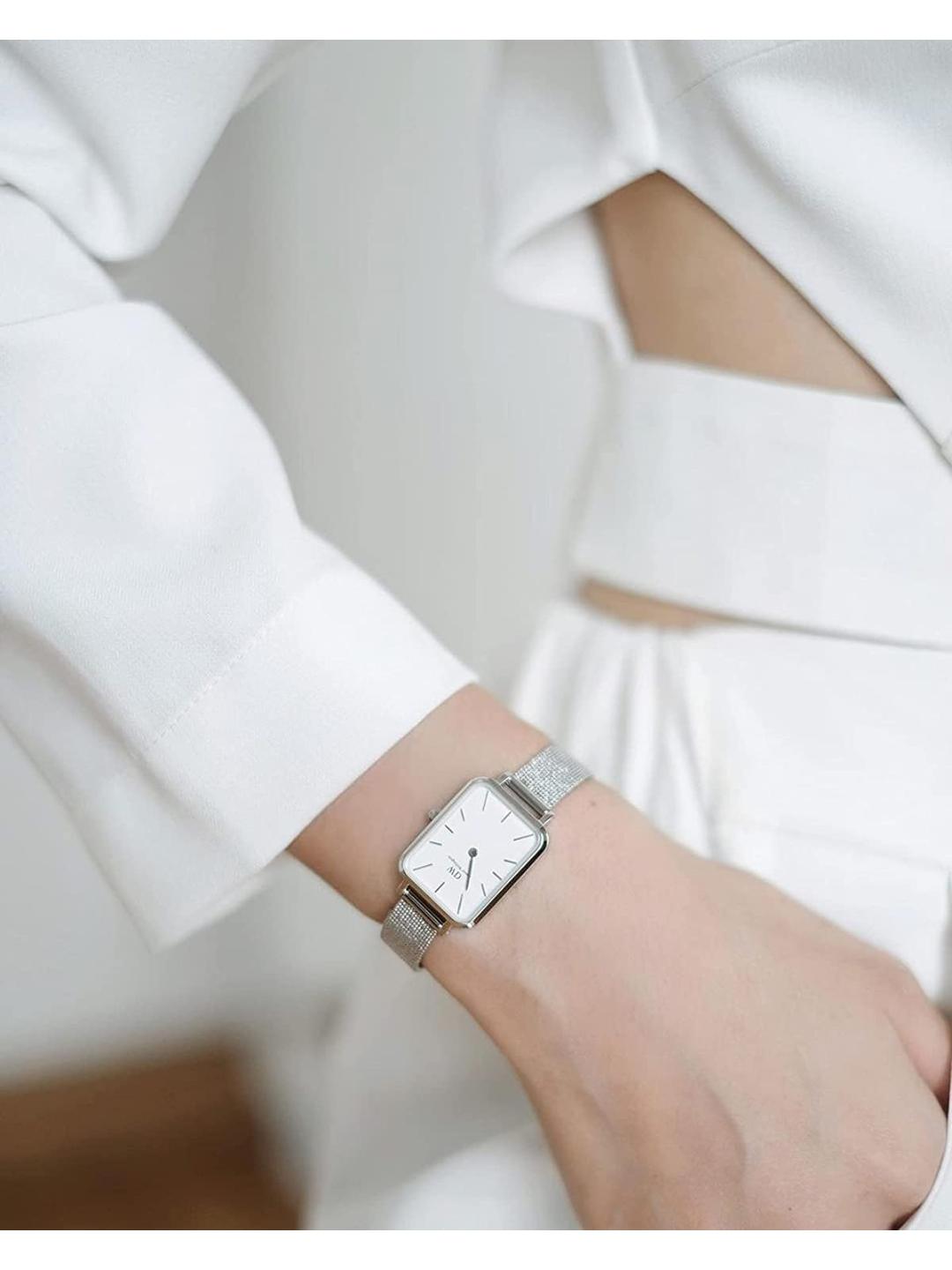 Daniel Wellington Quadro 20x26mm White Dial Women Analog Watch DW00100438