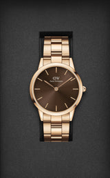 Daniel Wellington Iconic 40 mm Brown Dial Men Analogue Watch  DW00100460