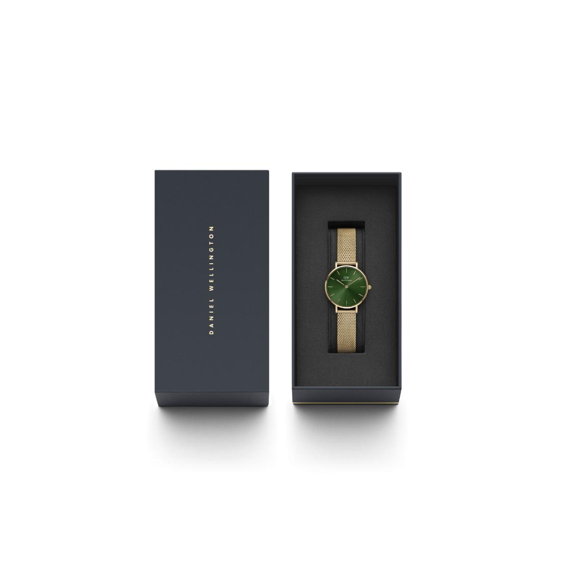 Daniel Wellington Green Dial Women Analogue Watch  DW00100479