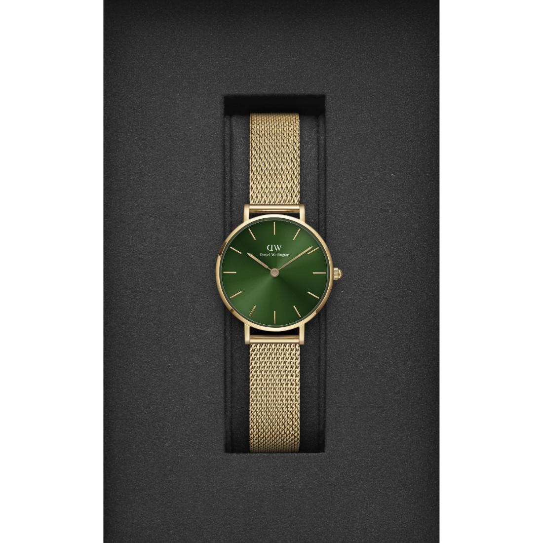 Daniel Wellington Green Dial Women Analogue Watch  DW00100479