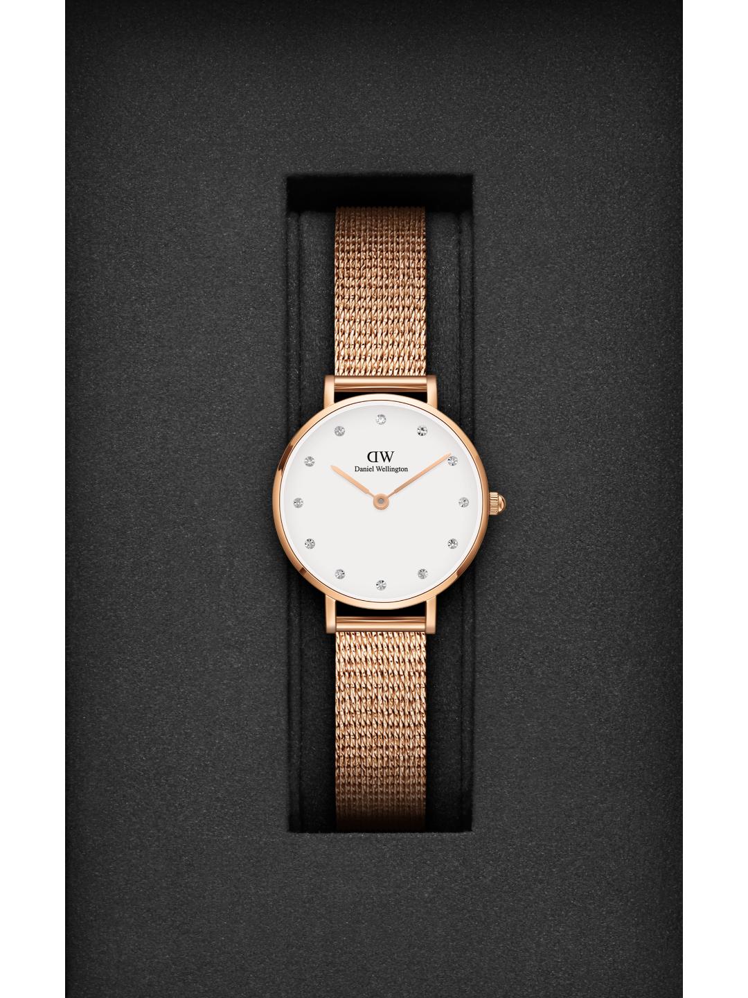 Daniel Wellington Petite 28mm White Dial Women Analog Watch DW00100528