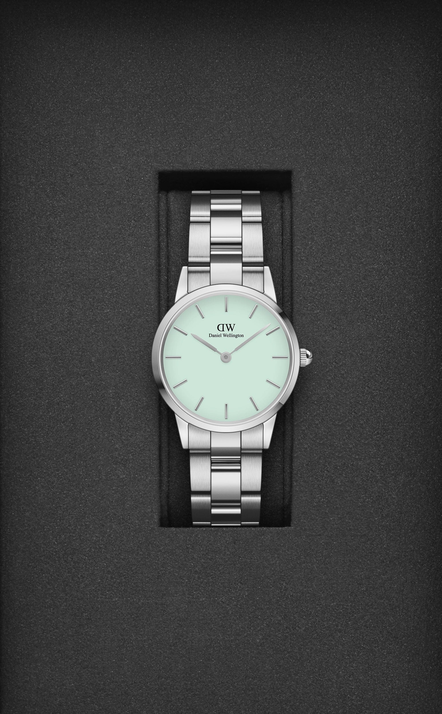 Daniel Wellington Green Dial Women Analogue Watch  DW00100537