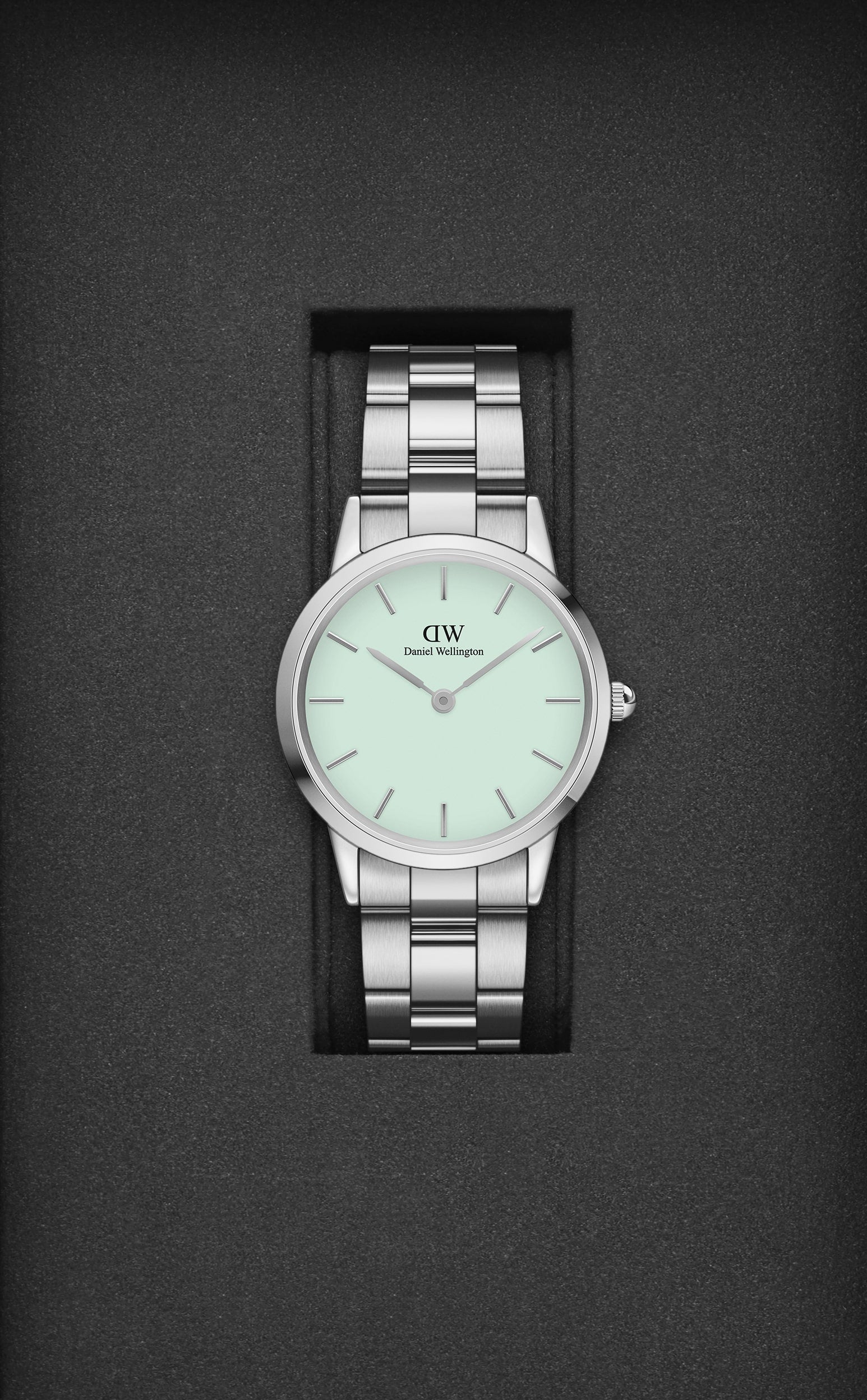 Daniel Wellington Green Dial Women Analogue Watch  DW00100538