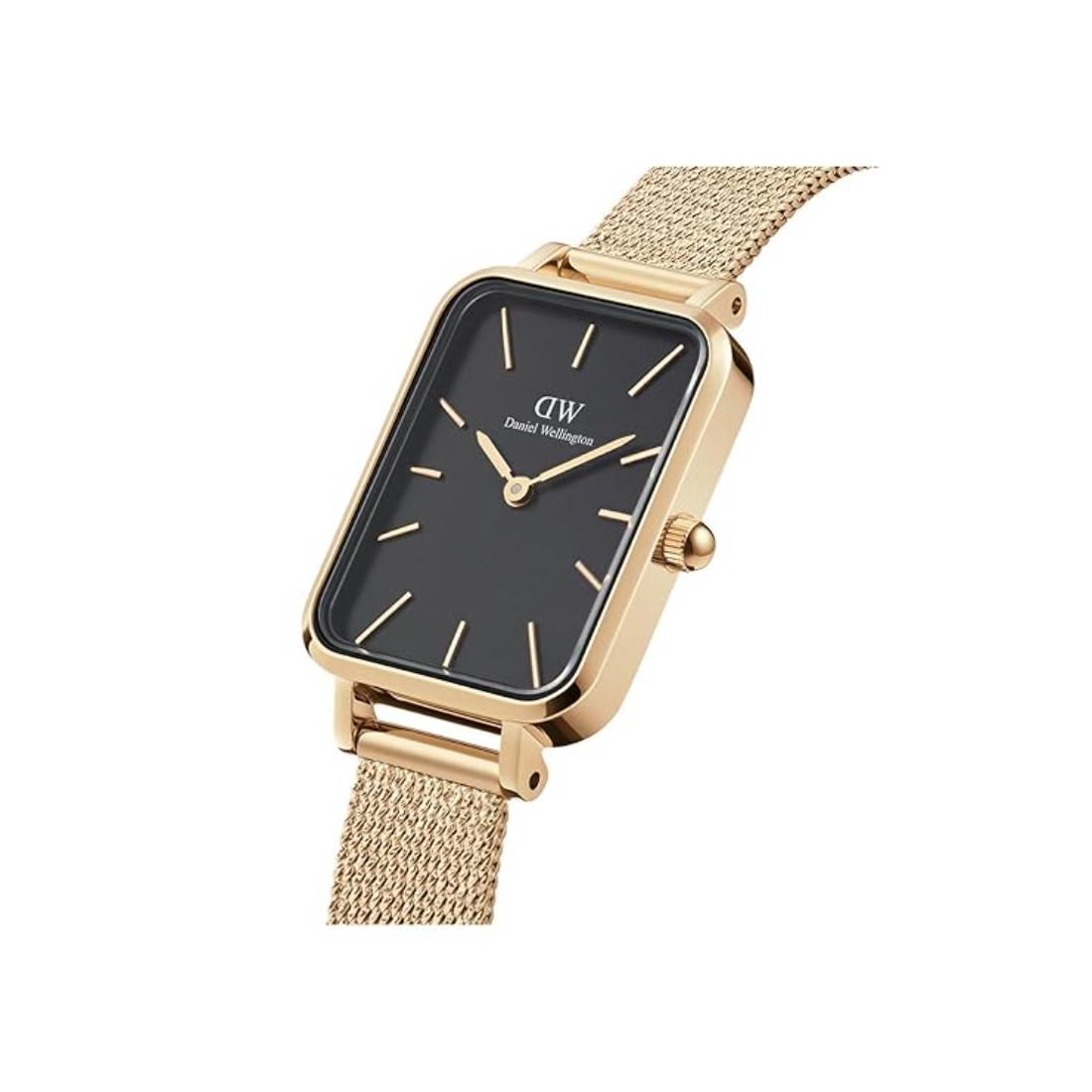 Daniel Wellington Women 20x26 mm Size Black Dial Analogue Watch DW00100557