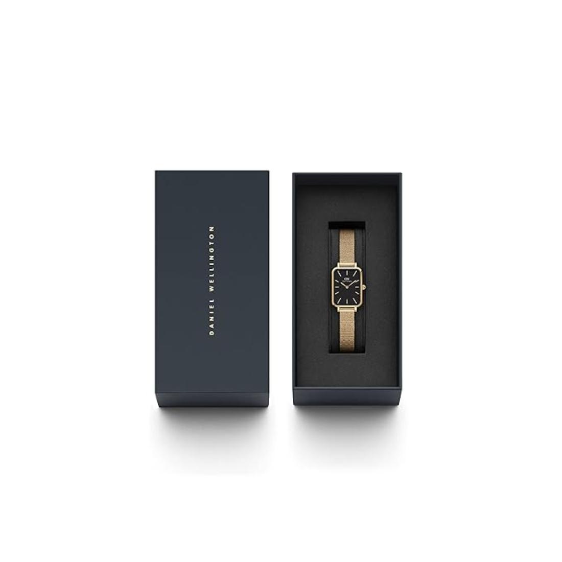 Daniel Wellington Women 20x26 mm Size Black Dial Analogue Watch DW00100557