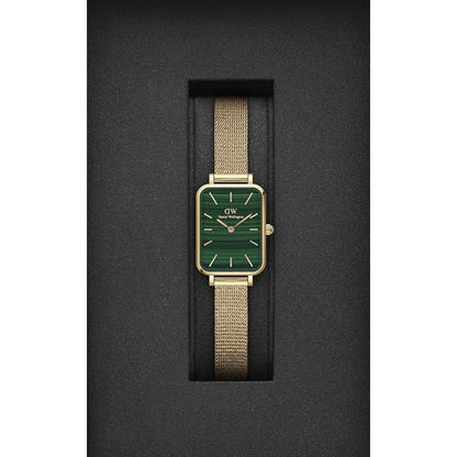 Daniel Wellington Women 20x26 mm Size Green Dial Analogue Watch- DW00100561