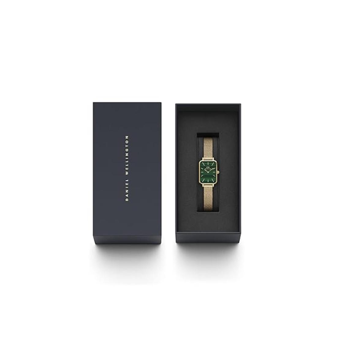 Daniel Wellington Women 20x26 mm Size Green Dial Analogue Watch- DW00100561