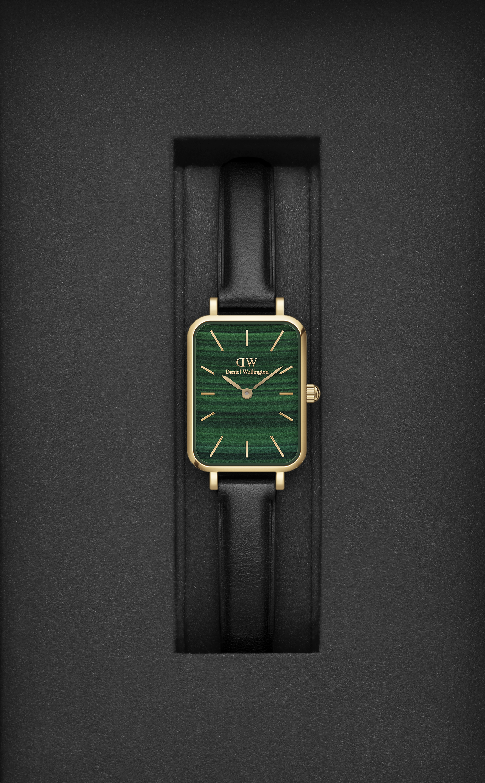 Daniel Wellington Green Dial Women Analogue Watch  DW00100562