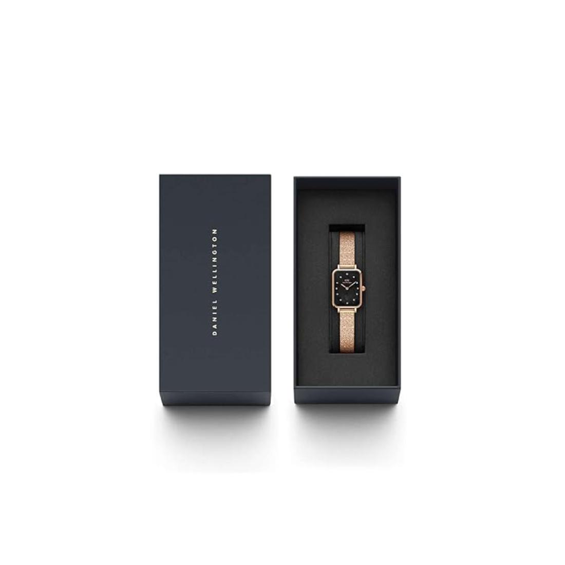 Daniel Wellington Women 20x26 mm Size Black Dial Analogue Watch DW00100579