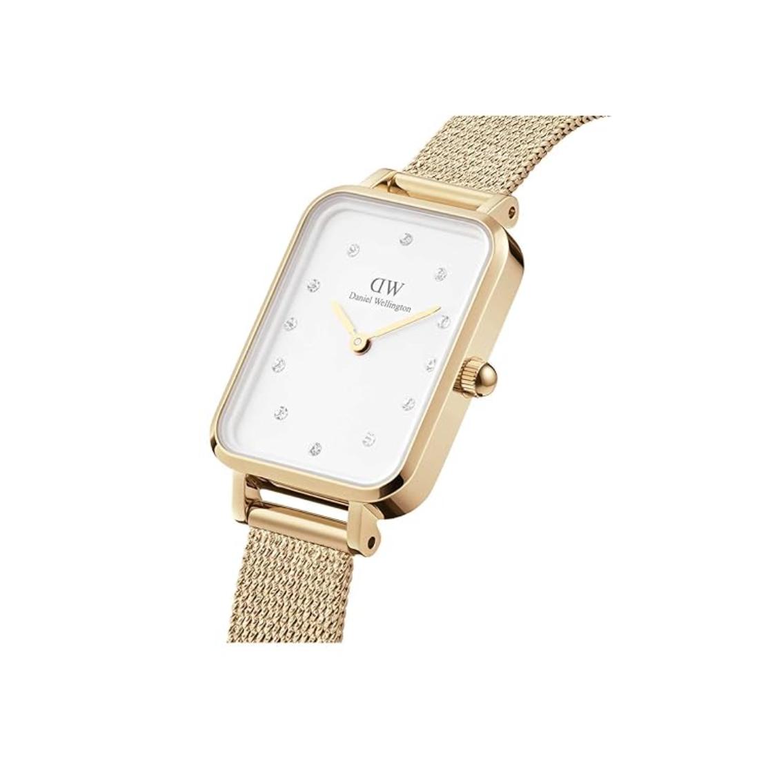 Daniel Wellington Women 20x26 mm Size White Dial Analogue Watch DW00100599