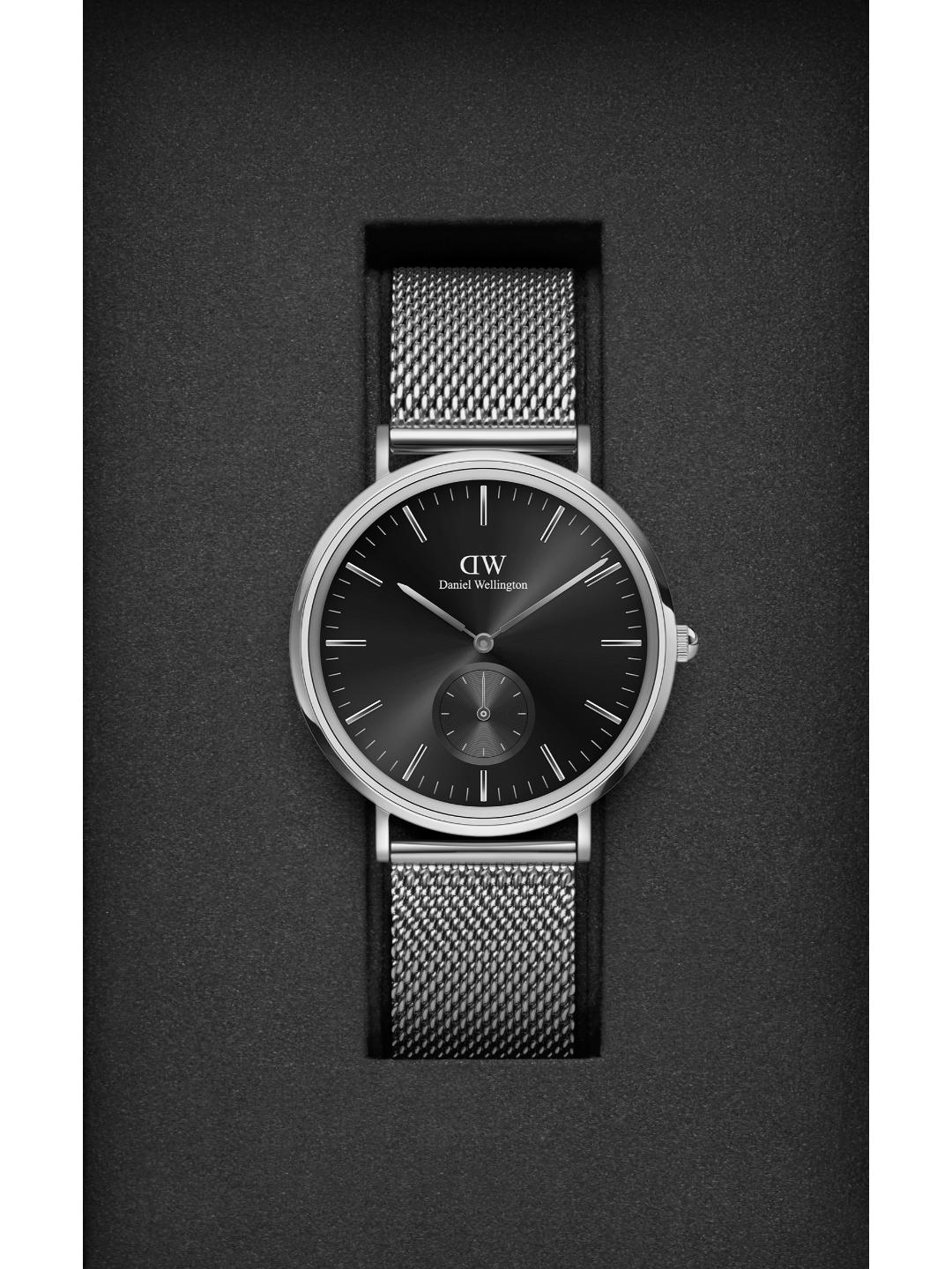 Daniel Wellington Classic 40mm Black Dial Men Analog Watch DW00100711