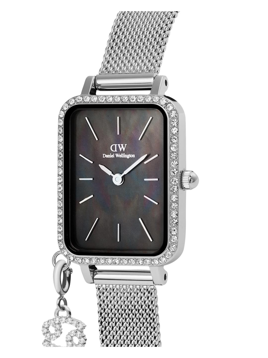 Daniel Wellington Quadro 20x26mm Black Dial Women Analog Watch DW00100747