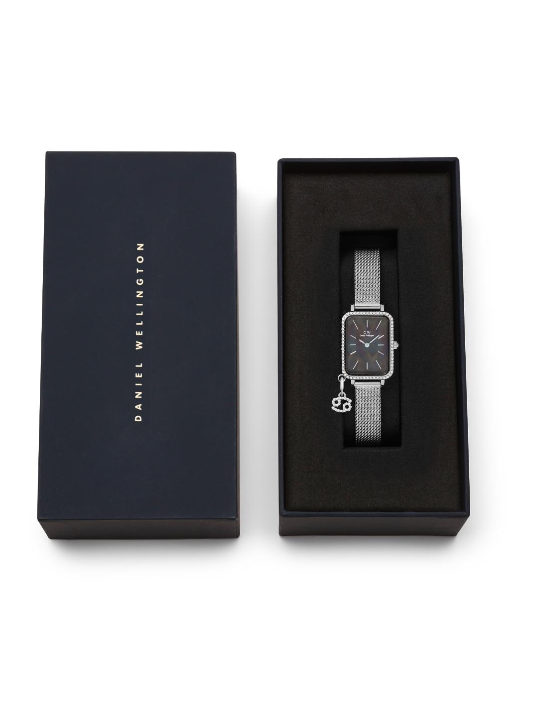 Daniel Wellington Quadro 20x26mm Black Dial Women Analog Watch DW00100747