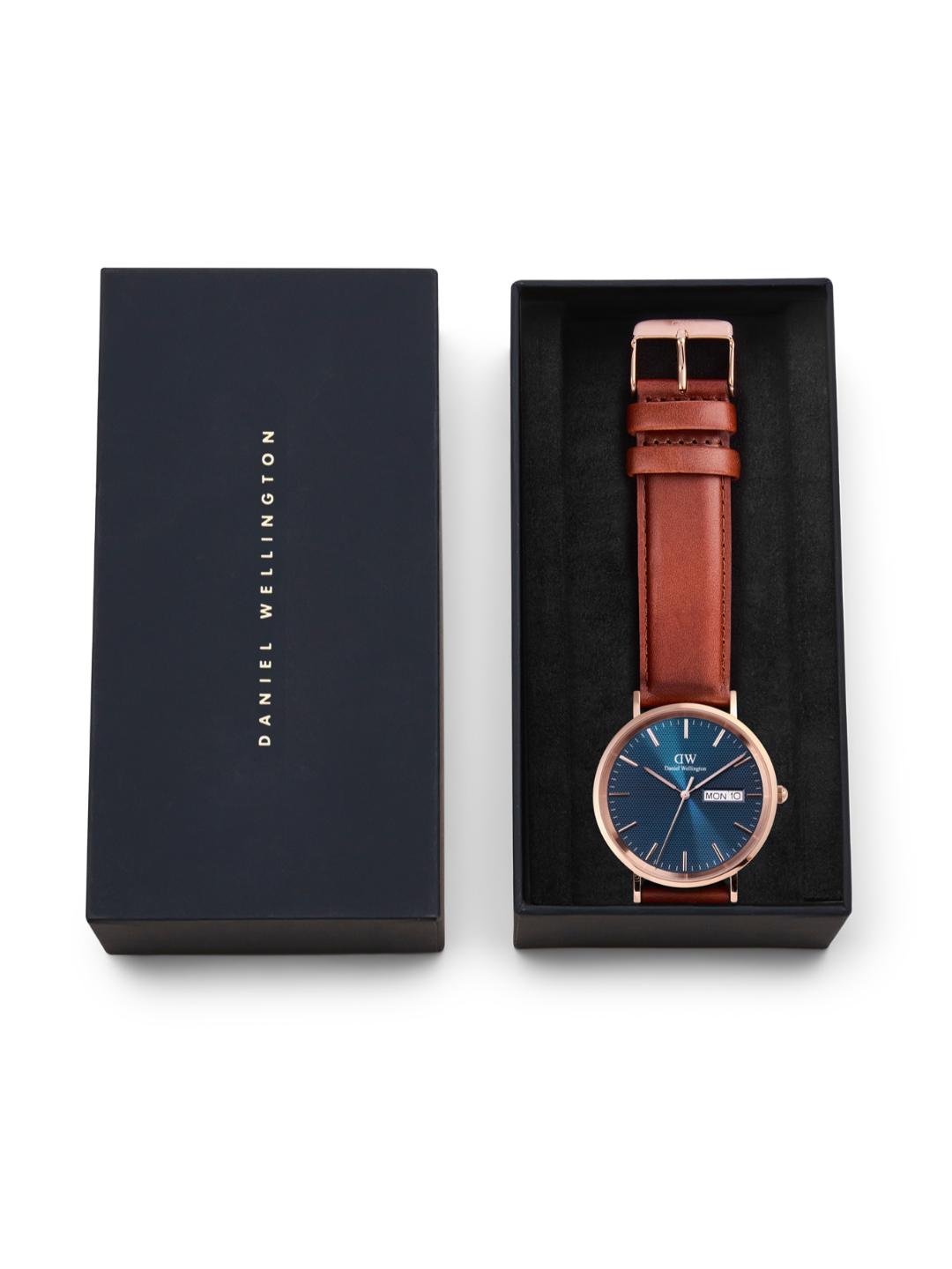Daniel Wellington Classic Day Display Men 40 St Mawes Rose Gold Analog Watch DW00100830