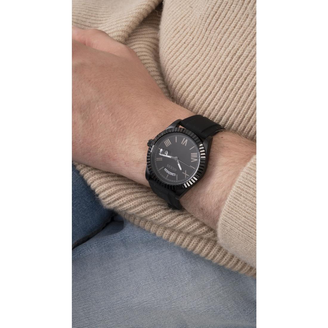 Guess Men 42 mm Black Dial Analog Watch GW0335G1