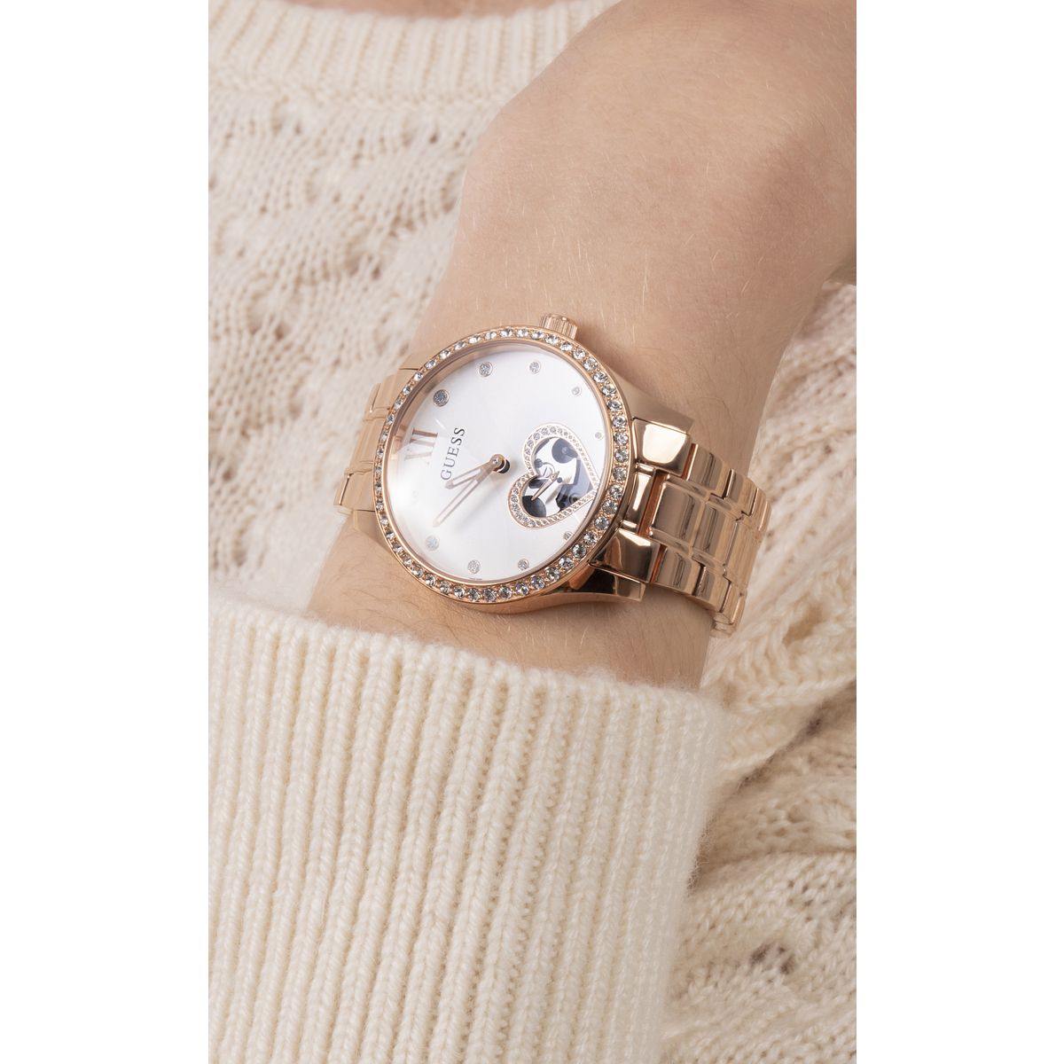 Guess Trend Women 38 mm White Dial Analog Watch GW0380L3