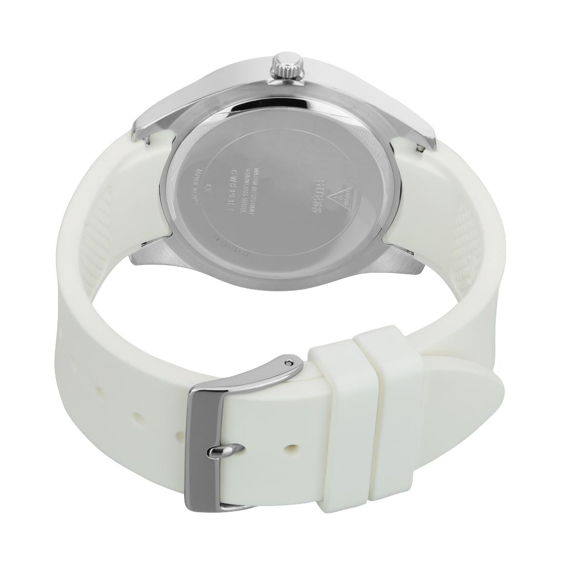 Guess Women 39 mm Silver Dial Analog Watch GW0393L1